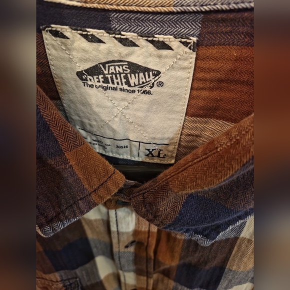 VANS LIGHTWEIGHT FLANNEL SHIRT - Picture 2 of 3